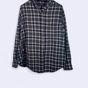 Great Northwest Clothing Company Dark Plaid Button-Down Shirt